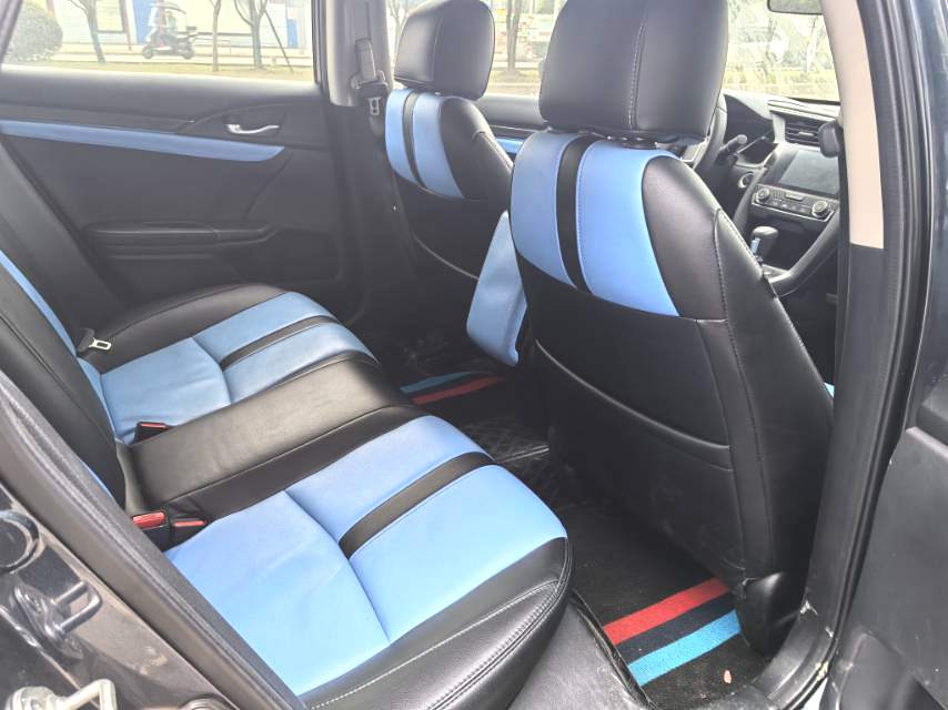 本田 2016款 思域 1.5T 无级 220TURBO豪华版 自动挡