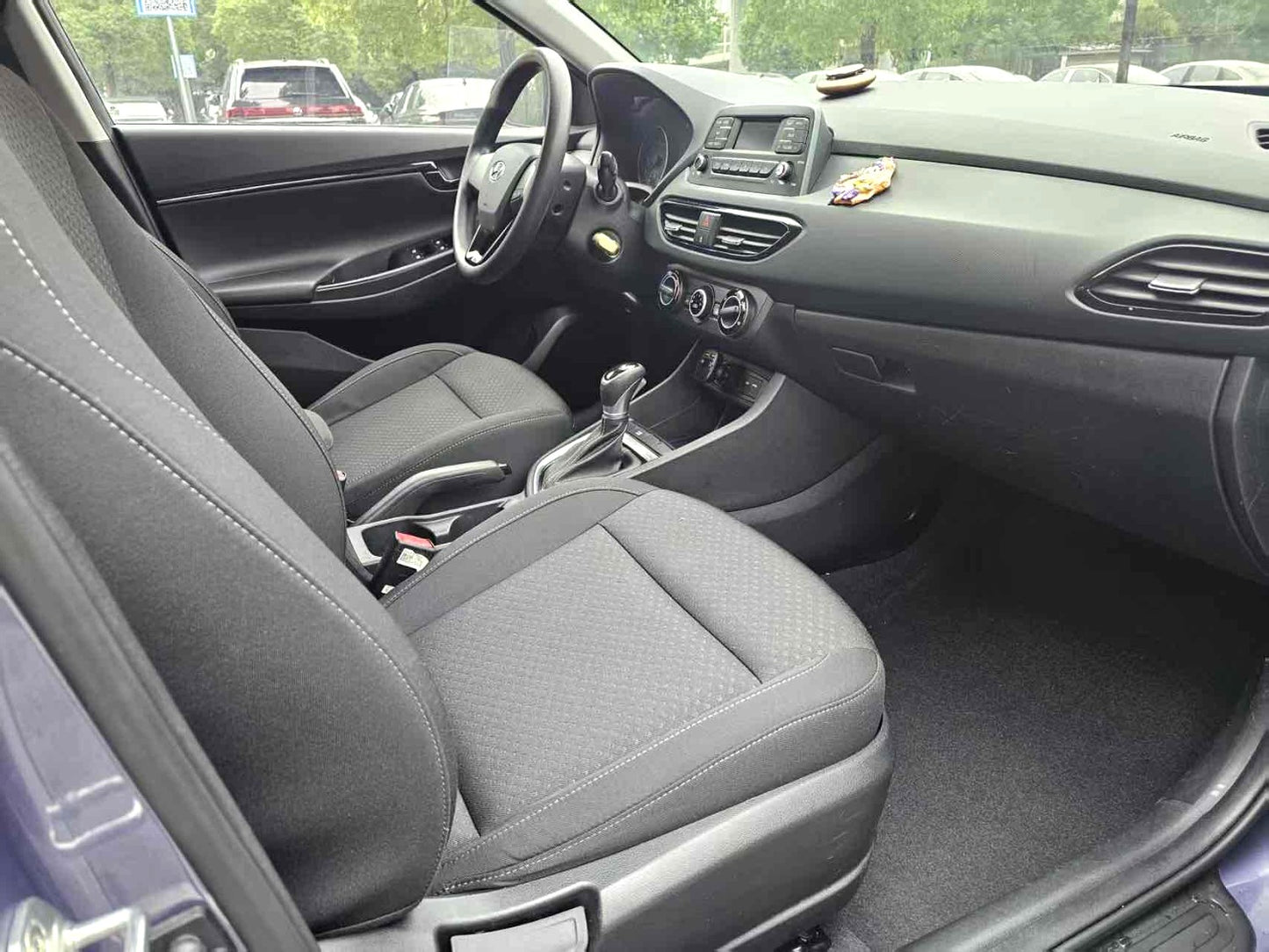 Hyundai Elantra Automatic