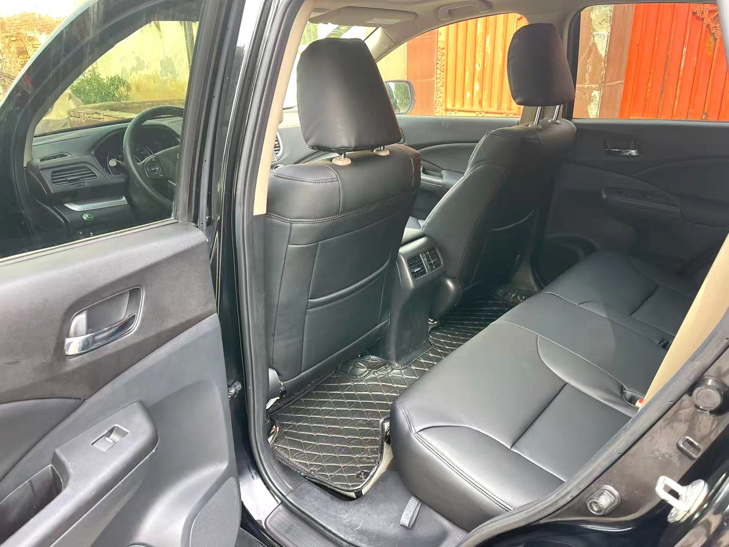 本田 2015款 CR-V 2.0 无级 EXi 两驱风尚版 自动挡