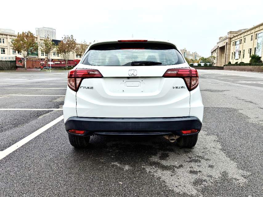 本田 2017款 缤智 1.8 无级 两驱先锋型自动挡