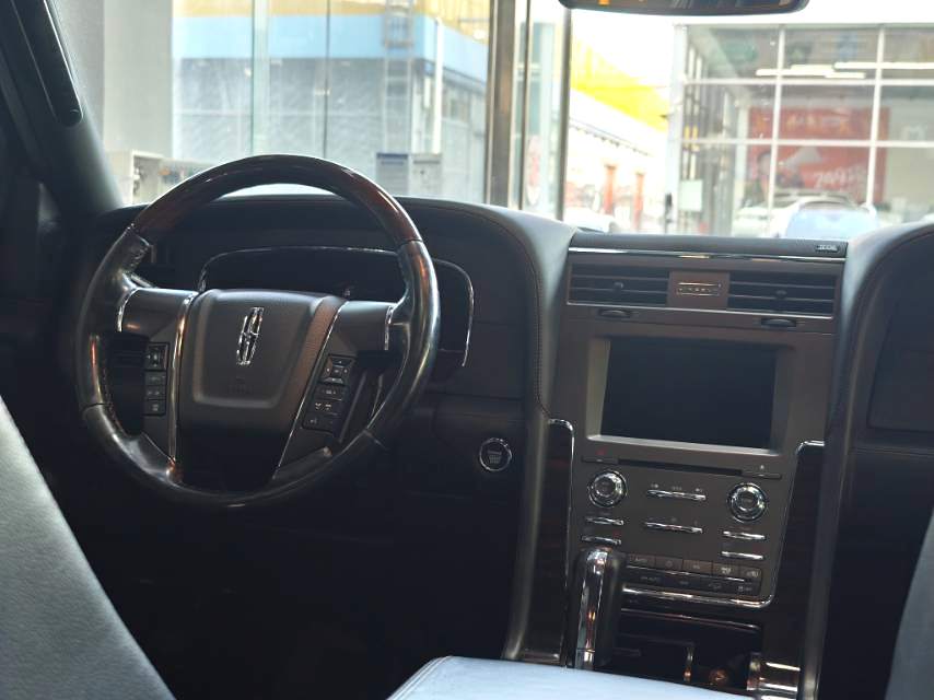 林肯 领航员(进口) 2017款 领航员 3.5TAWD 自动挡