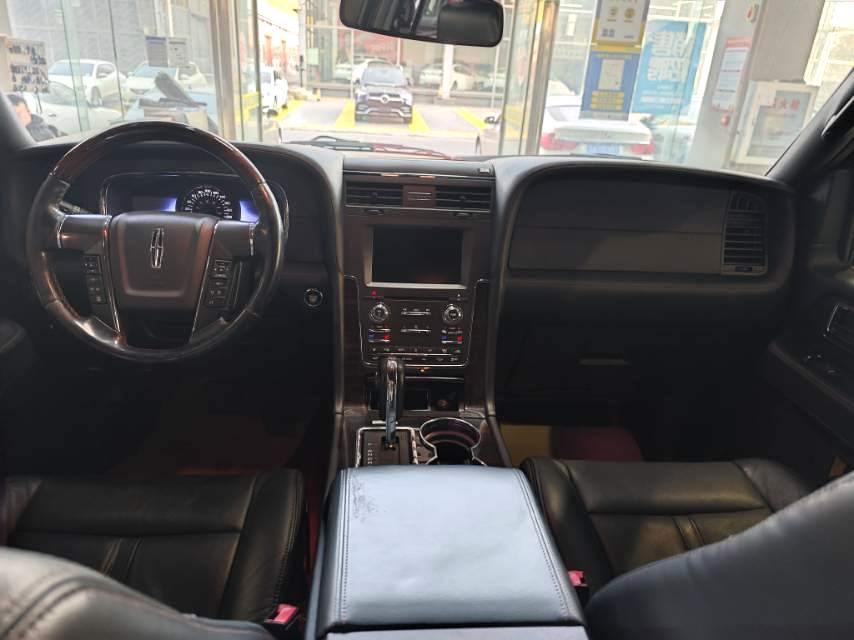 林肯 领航员(进口) 2017款 领航员 3.5TAWD 自动挡