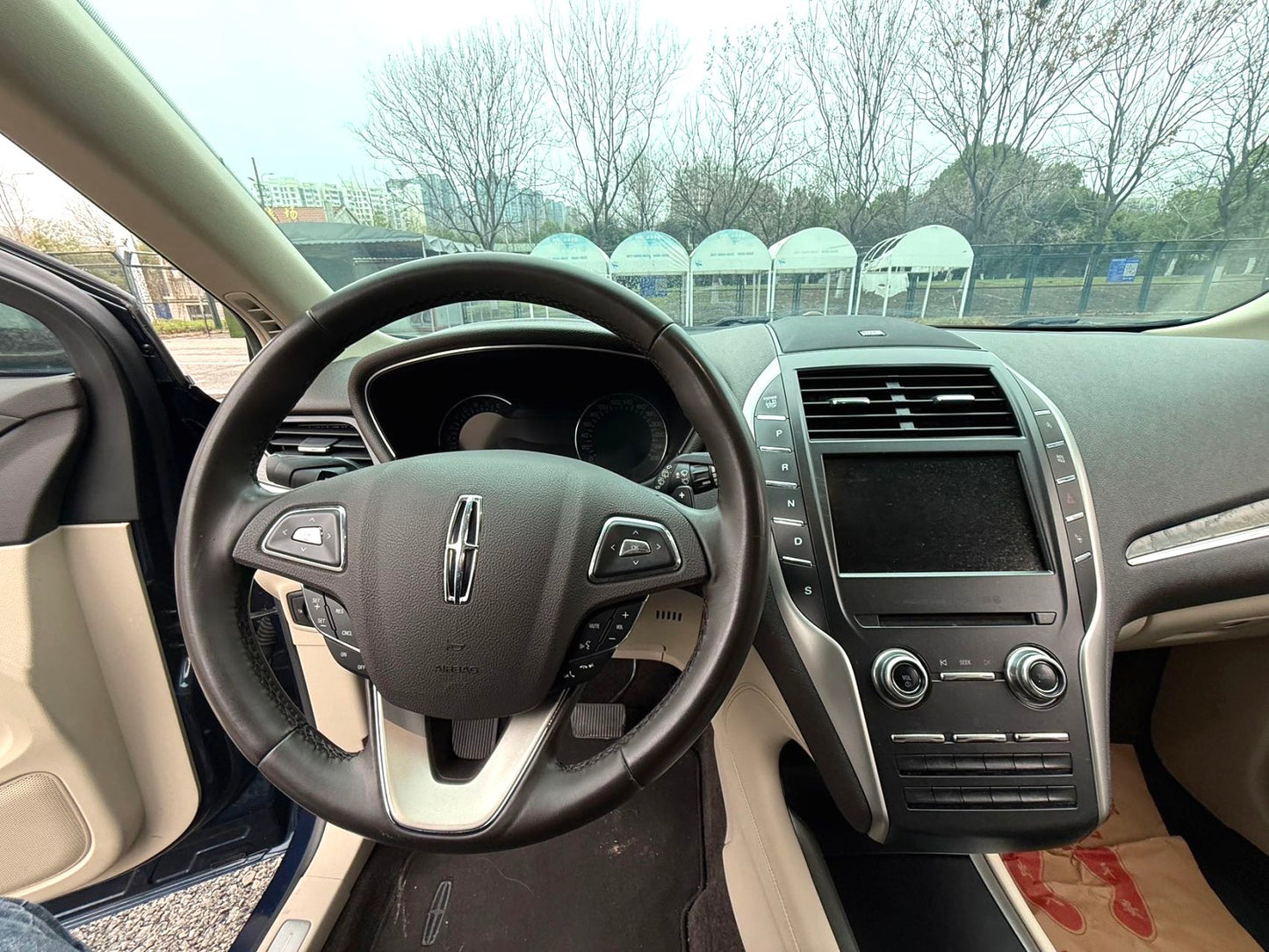 林肯 MKC(进口) 2017款 MKC 2.0T 四驱尊雅版 自动挡