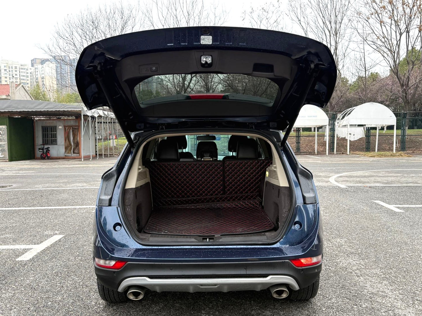 林肯 MKC(进口) 2017款 MKC 2.0T 四驱尊雅版 自动挡