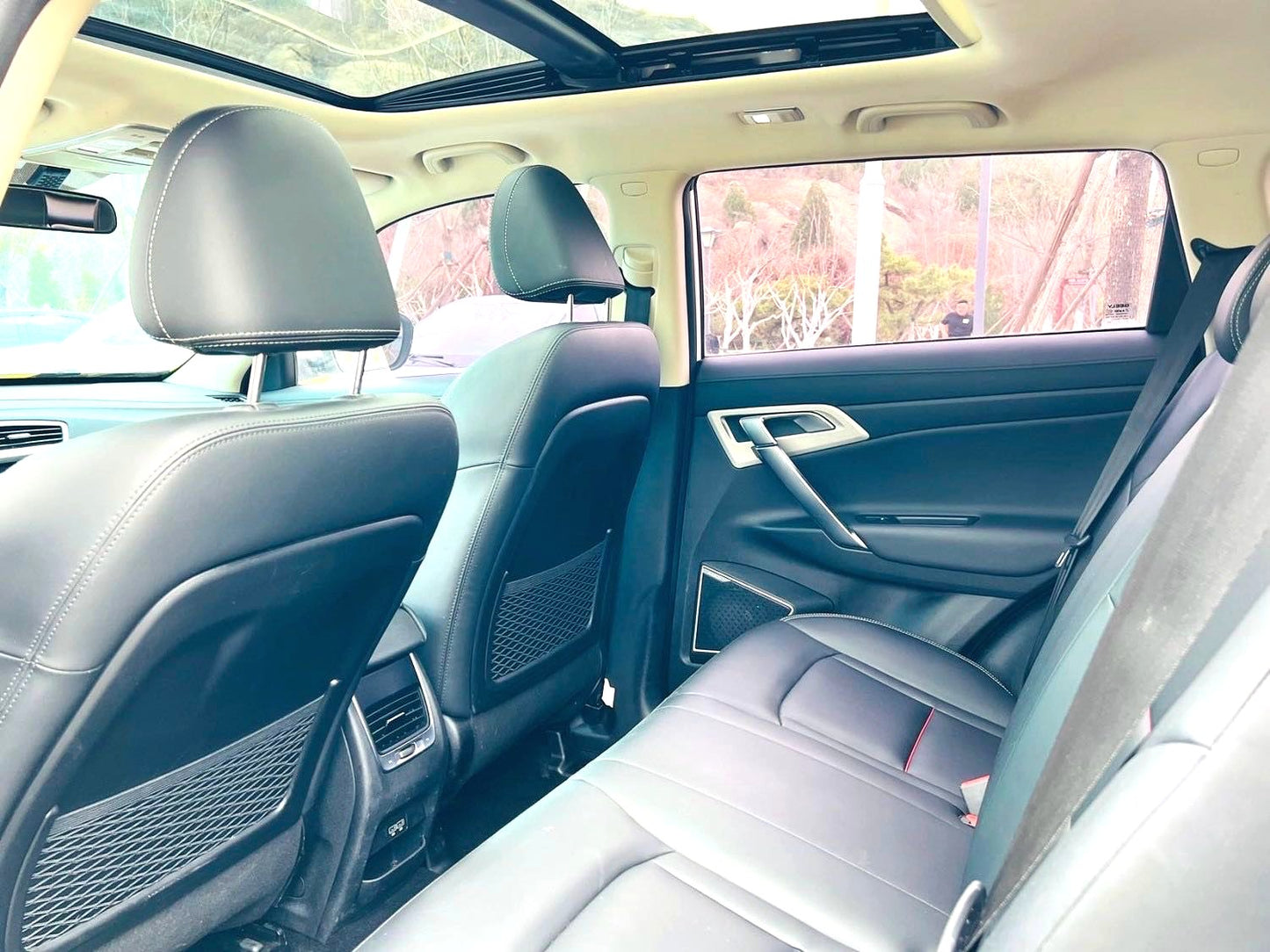 吉利 2020款 博越 1.8TD 两驱智联型4G互联版 自动挡