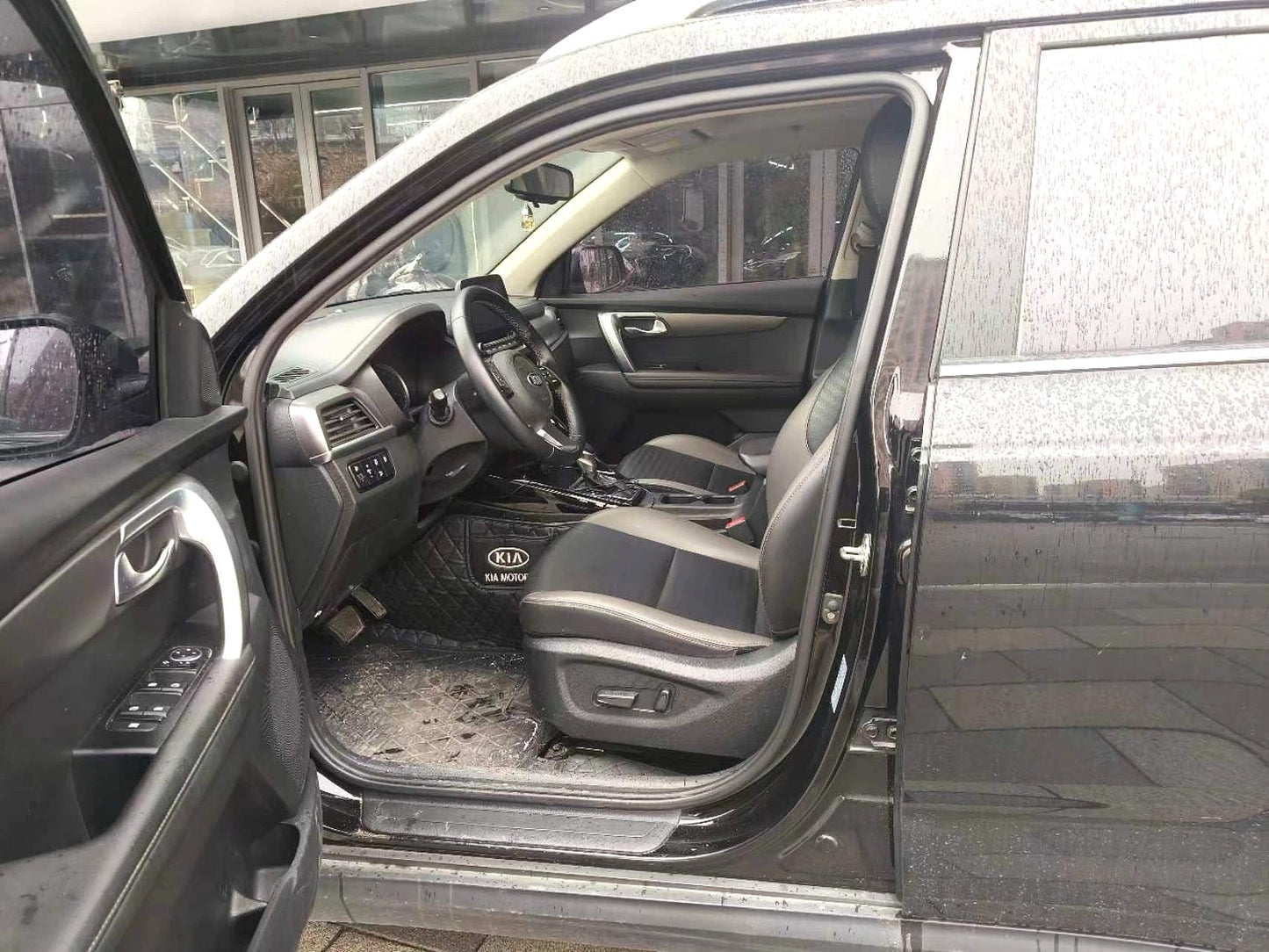 起亚 2019款 智跑 2.0 智享豪华加强款自动挡