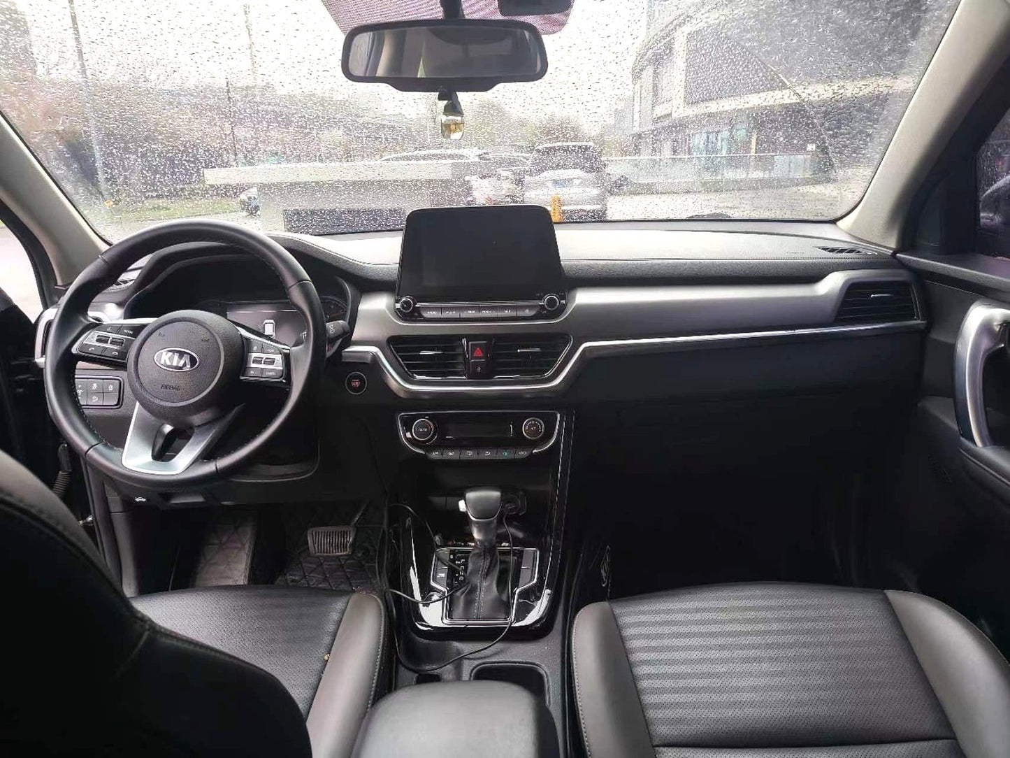 起亚 2019款 智跑 2.0 智享豪华加强款自动挡