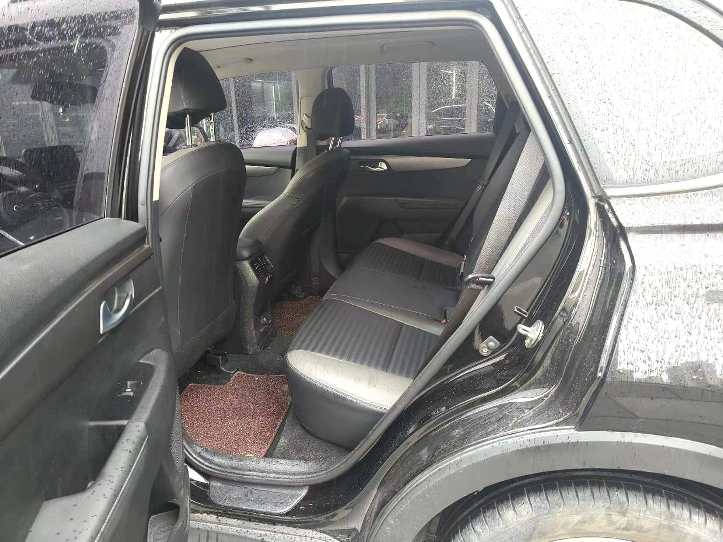 起亚 2019款 智跑 2.0 智享豪华加强款自动挡