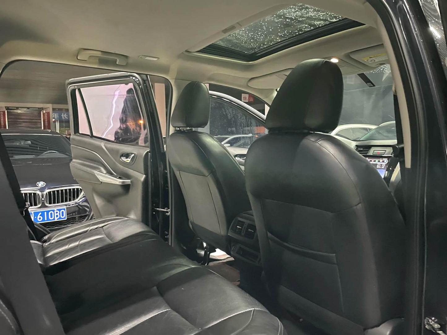 日产 2018款 途达 2.5 两驱豪华版 自动 挡