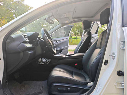 本田 2019款 思域 1.5T 无级 220TURBO劲擎版 自动挡