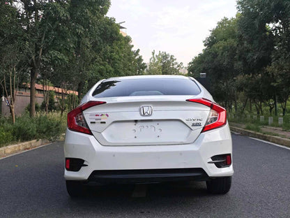 本田 2019款 思域 1.5T 无级 220TURBO劲擎版 自动挡