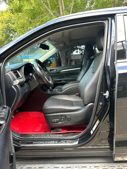 丰田 2017款 汉兰达 2.0T 两驱豪华导航版7座 自动挡