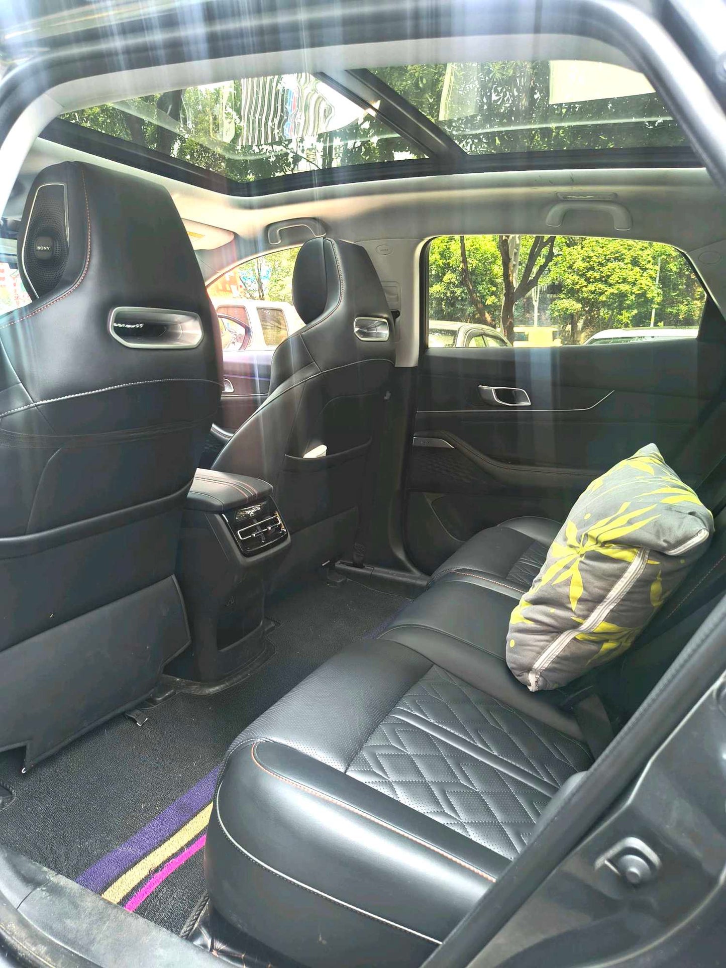 长安 2021款 UNI-K 2.0T 四驱尊贵型 自动挡