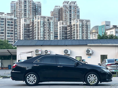 丰田 2016款 凯美瑞 2.0E 十周年纪念精英版 自动挡