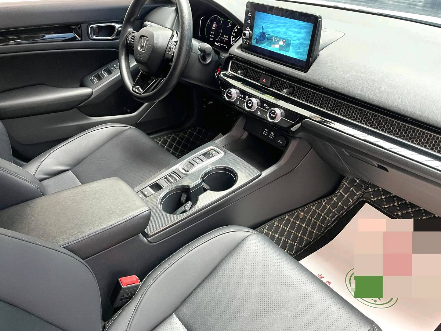 本田 2023款 思域 e:HEV 2.0 无级 先锋版 自动挡