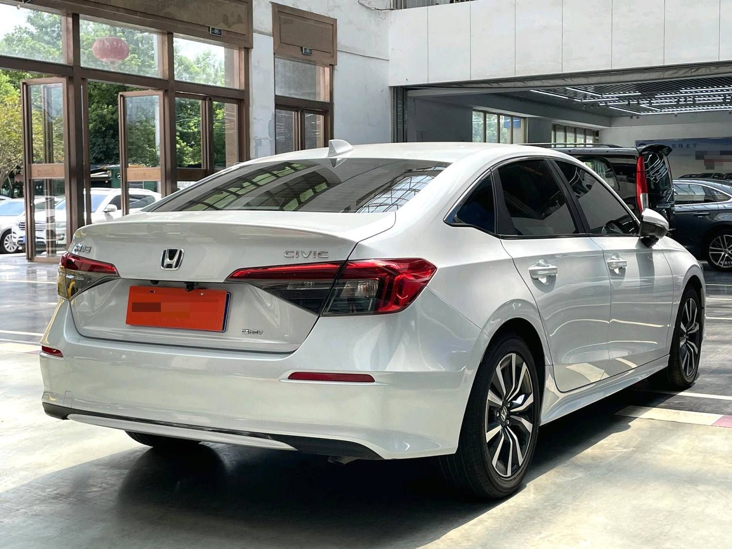 本田 2023款 思域 e:HEV 2.0 无级 先锋版 自动挡