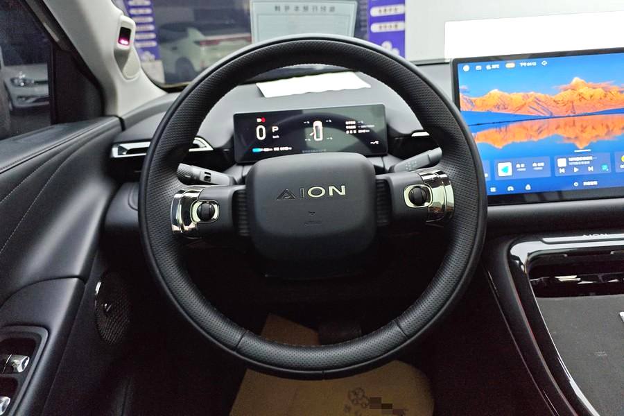 广汽埃安 2024款 Aion V 霸王龙 650 激光雷达版 自动挡