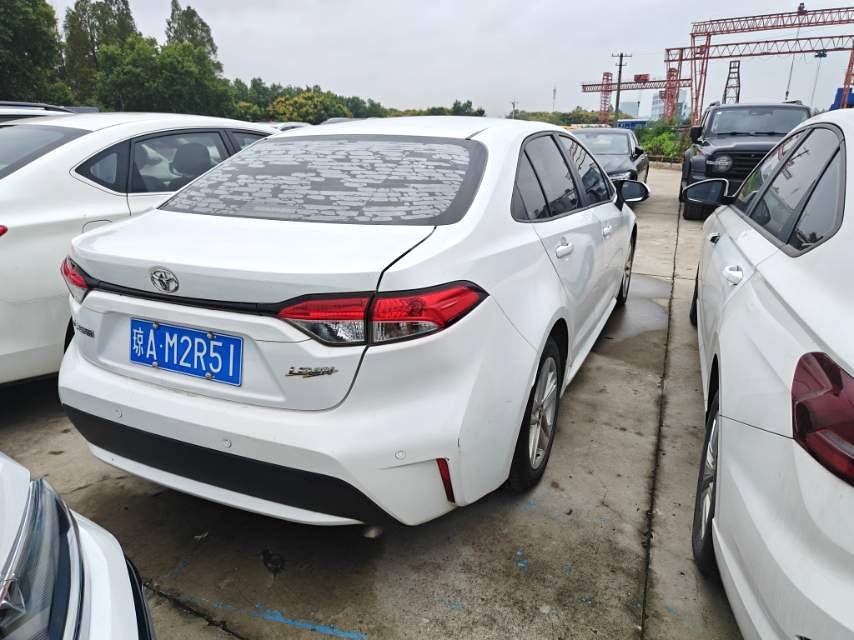 丰田 2022款 雷凌 1.5 无级 TNGA 进取版 自动挡