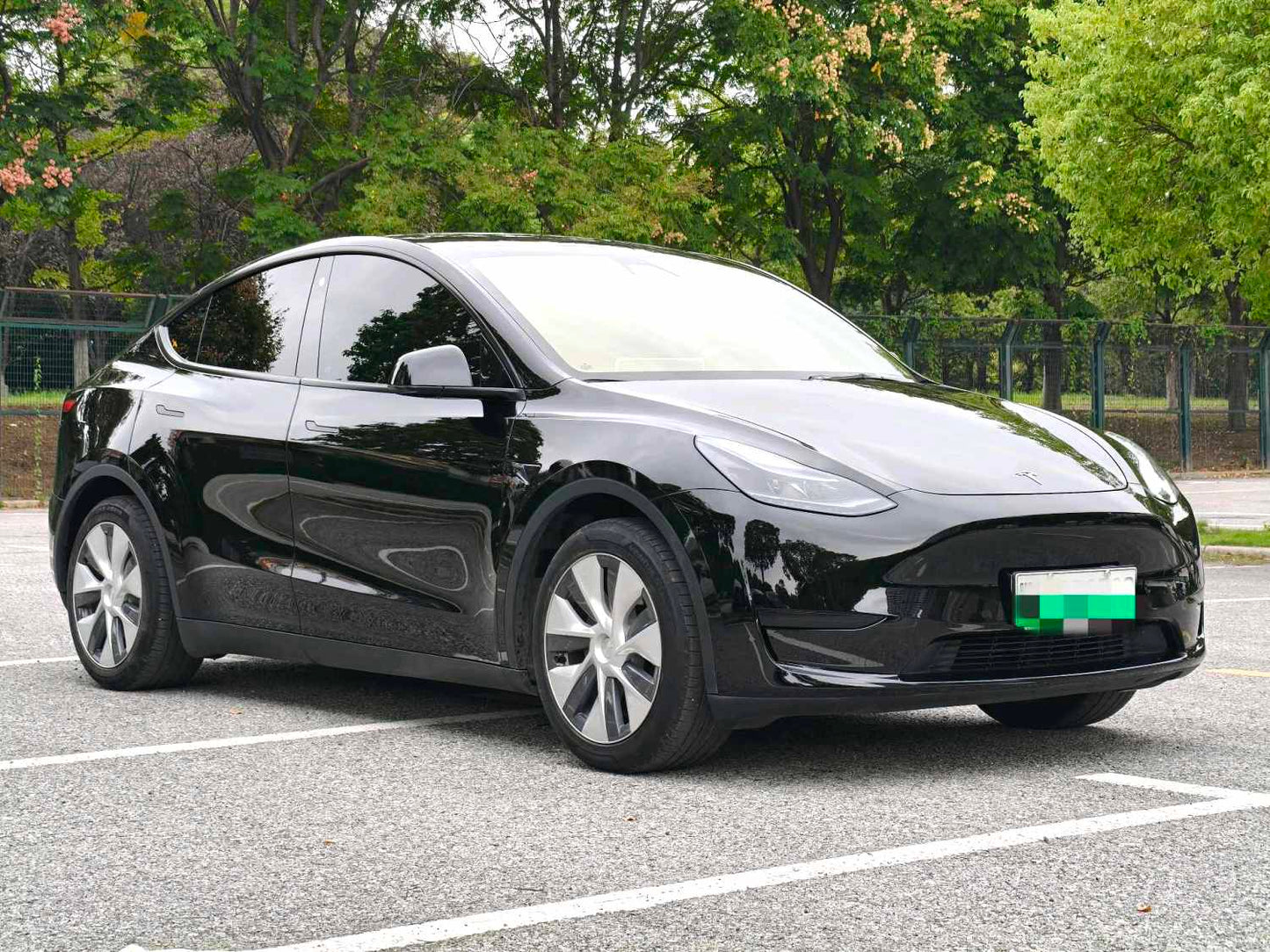 特斯拉 2022款 Modely后轮驱动版(改款)自动挡