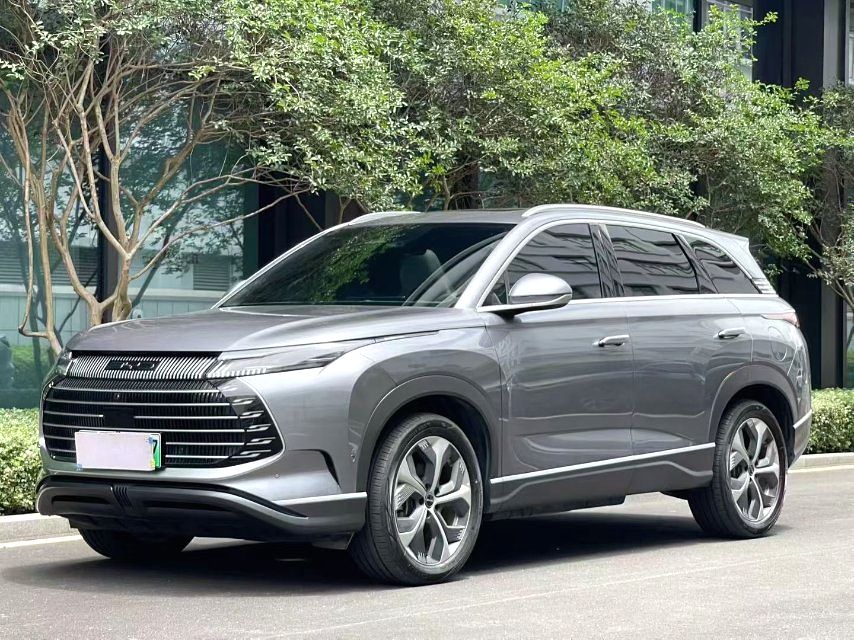 比亚迪 2023款 护卫舰07 DM-i 1.5T无级 100KM 旗舰型 自动挡