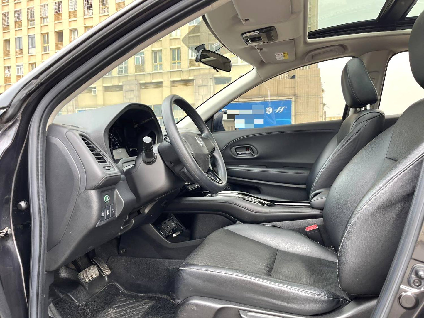 本田 2020款 缤智 1.5 无级 豪华型 自动挡