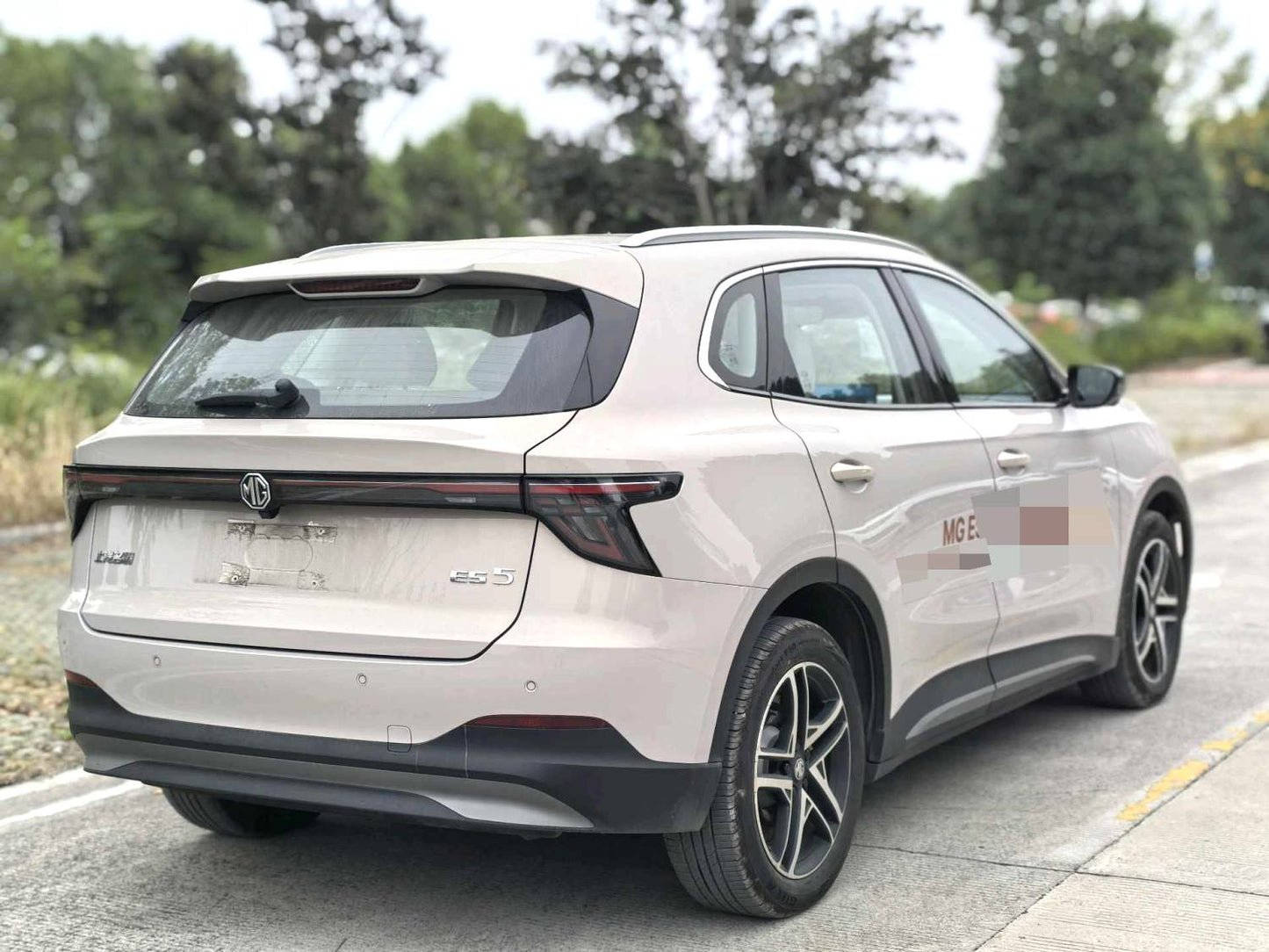 MG 2025款 MG ES5 525max 后驱智驾版 自动挡