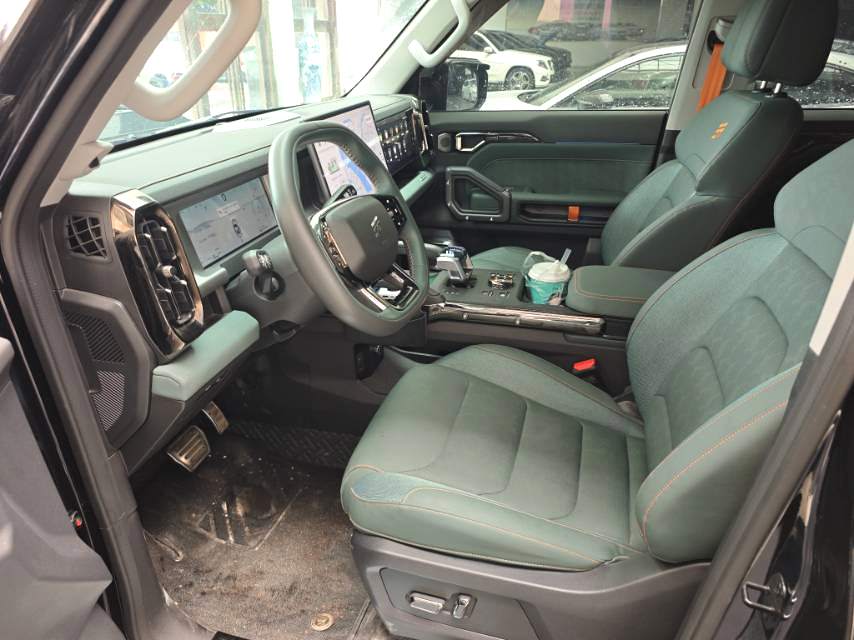 捷途 2024款 山海T2 C-DM 1.5T 129KM林野版 自动挡