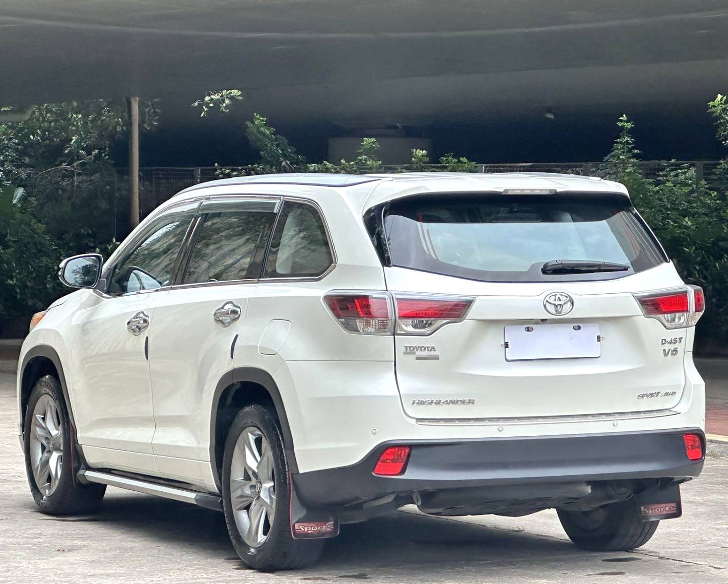 2015 Toyota Highlander 2.0T 4WD Luxury 7-seater Automatic