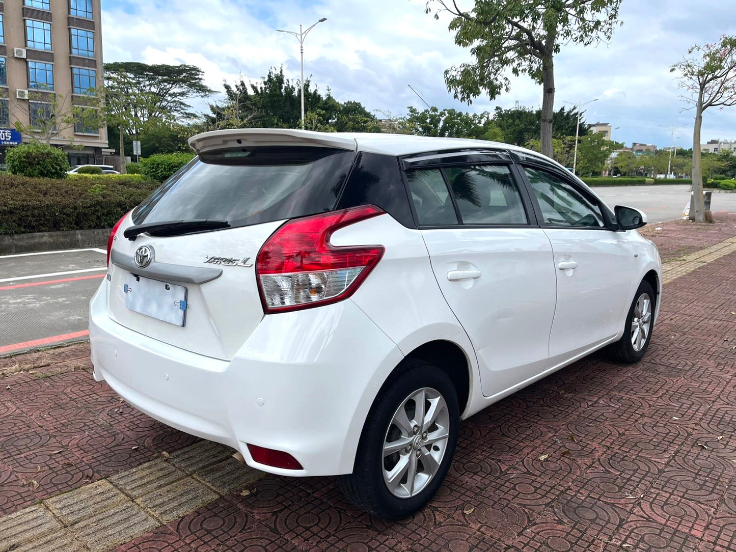 丰田 雅力士 2014款 YARiS L 致炫 1.5G炫动版 自动挡