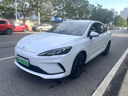 比亚迪 2025款 海豹05 DM-i 1.5 无级 智驾版 55KM豪华型 自动挡