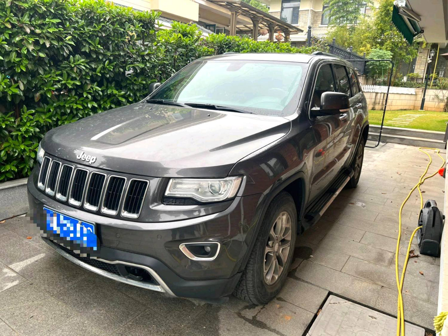 Jeep 大切诺基(进口) 2015款 大切诺基3.0 舒享导航版 自动挡