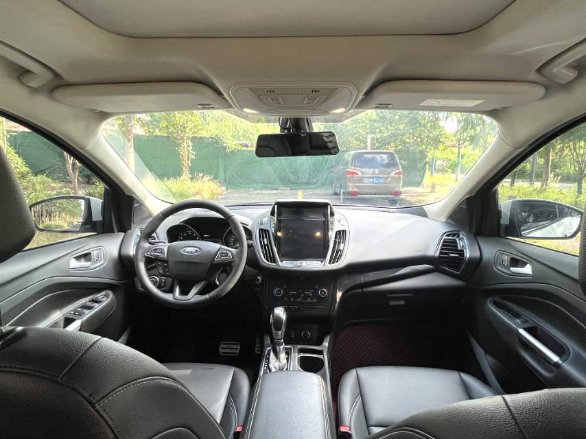 福特 2019款 翼虎 2.0T EcoBoost 245四驱豪翼型 自动挡