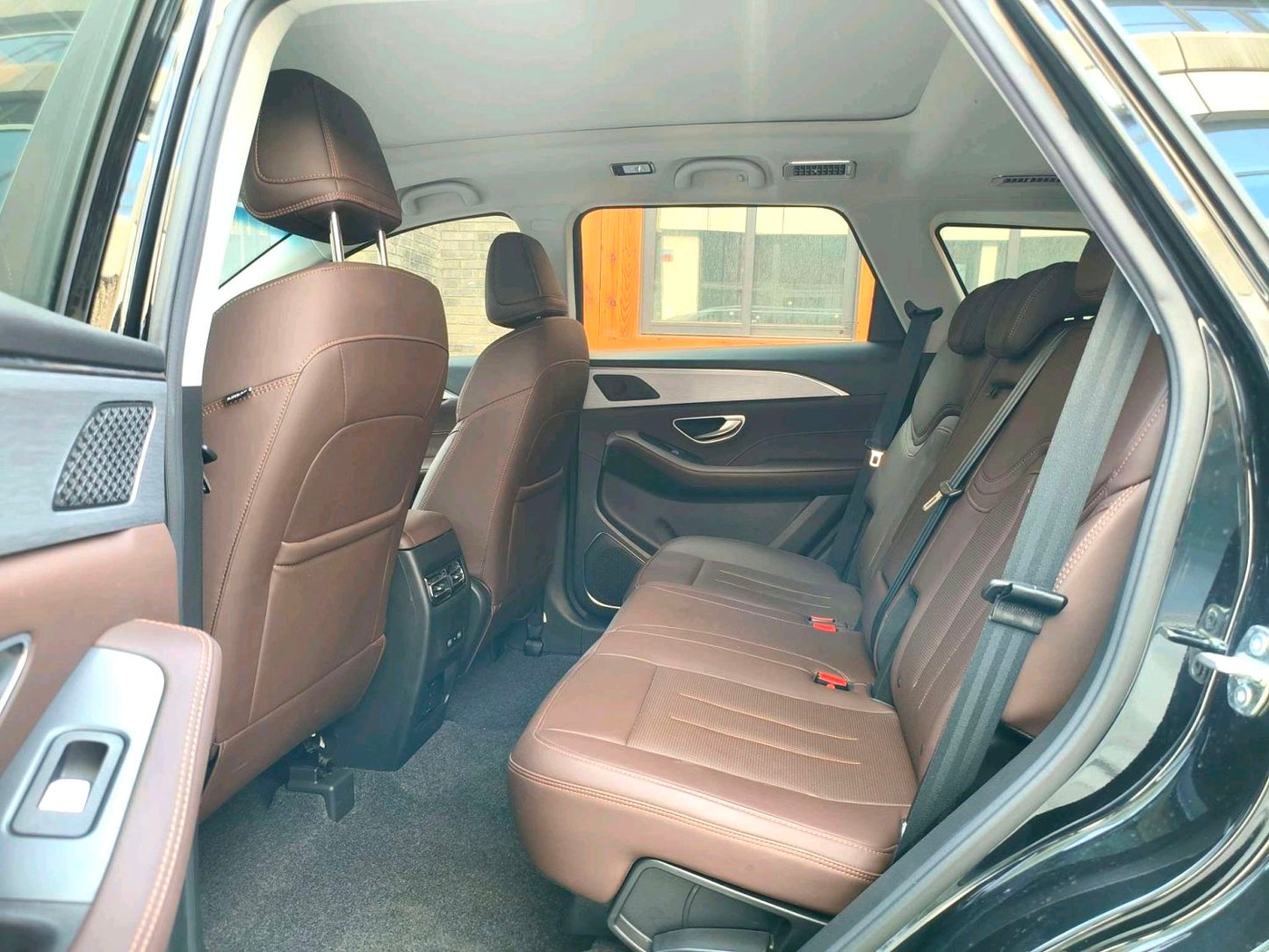 捷途 2021款 X90 PLUS 1.6TD 庄园7座自动挡