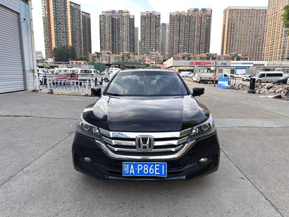 本田 2015款 第九代雅阁 2.0 无级 LX 舒适版 自动挡