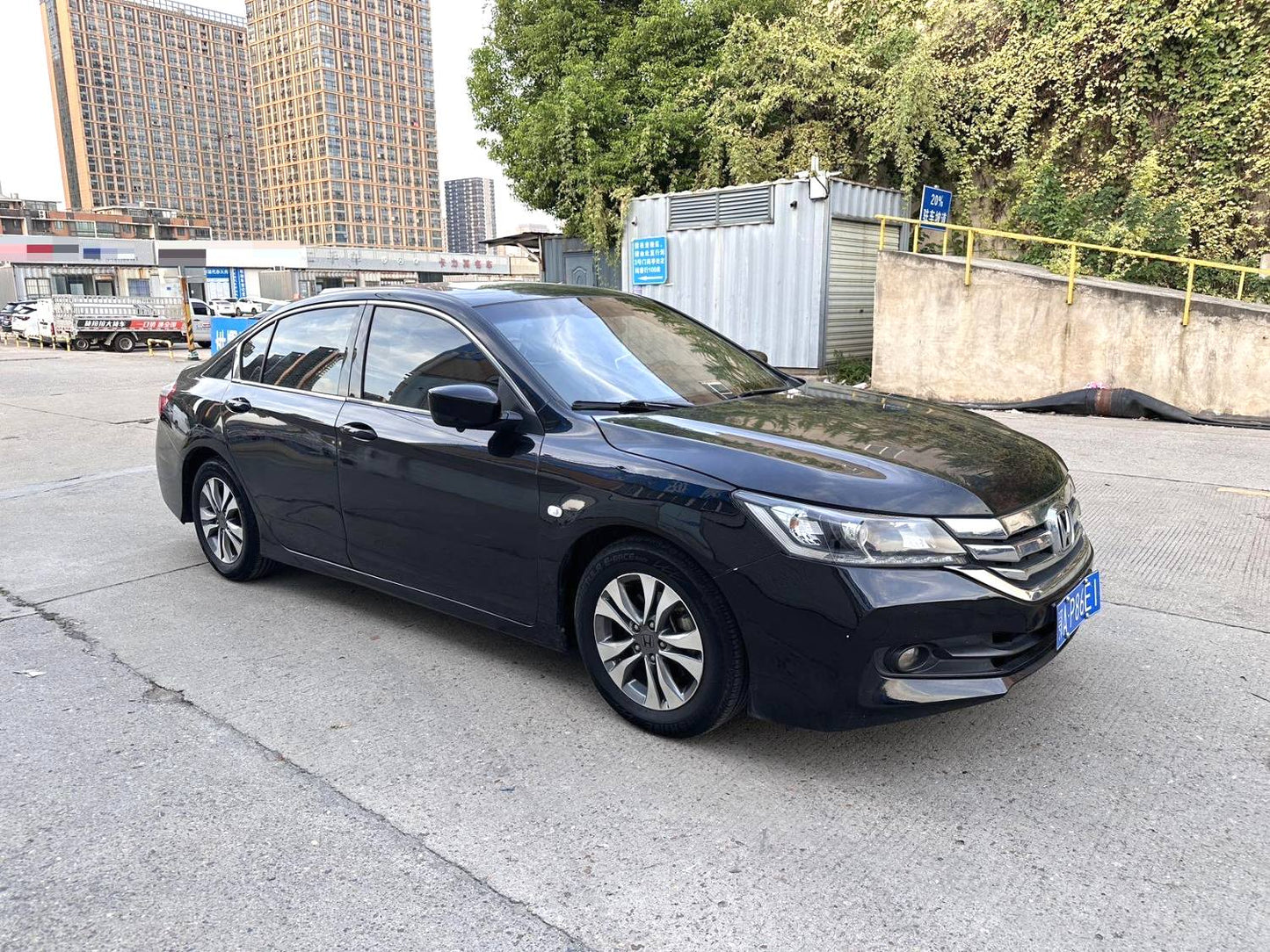 本田 2015款 第九代雅阁 2.0 无级 LX 舒适版 自动挡