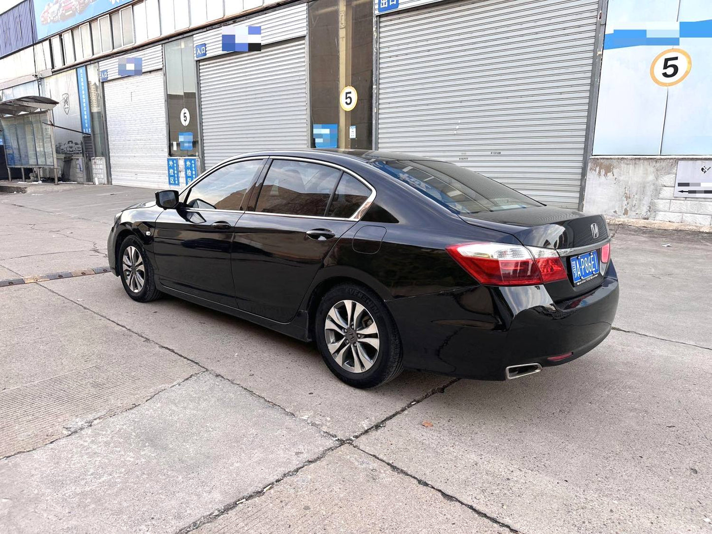 本田 2015款 第九代雅阁 2.0 无级 LX 舒适版 自动挡