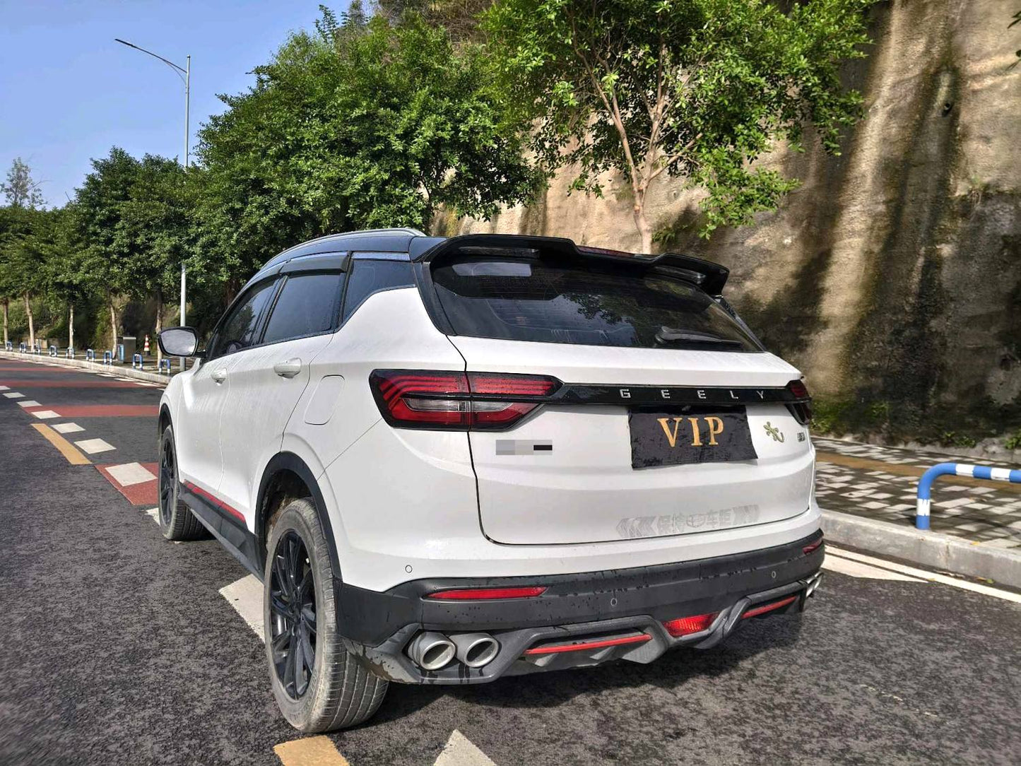 吉利 2021款 缤越 1.4T 钻石版 自动挡