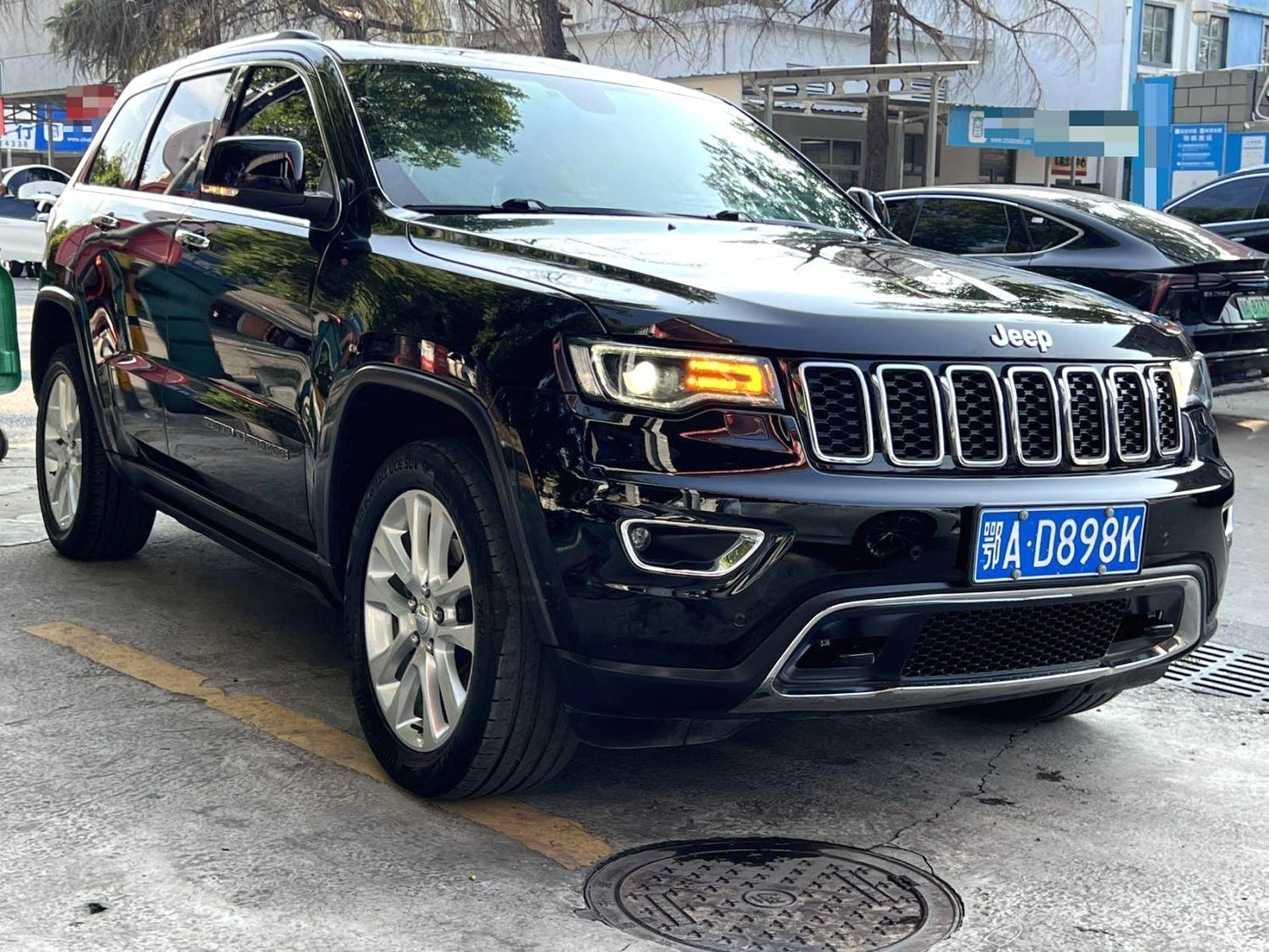 Jeep 大切诺基(进口) 2017款 大切诺基3.0 舒享导航版 自动挡