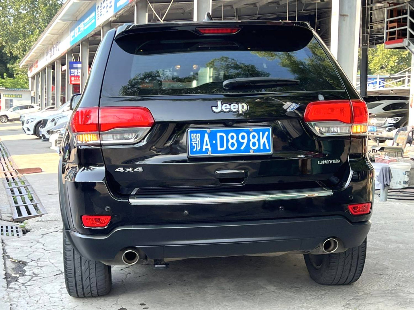 Jeep 大切诺基(进口) 2017款 大切诺基3.0 舒享导航版 自动挡