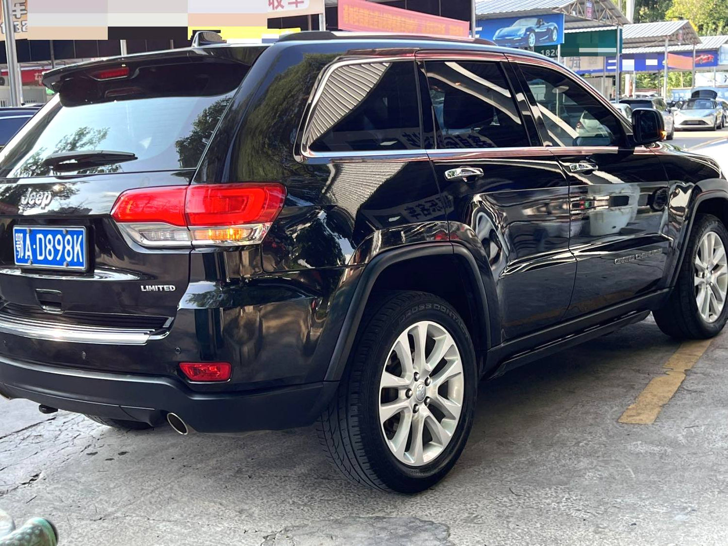 Jeep 大切诺基(进口) 2017款 大切诺基3.0 舒享导航版 自动挡