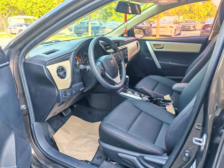 丰田 2017款 卡罗拉 1.2T 无级 GL-i 自动挡