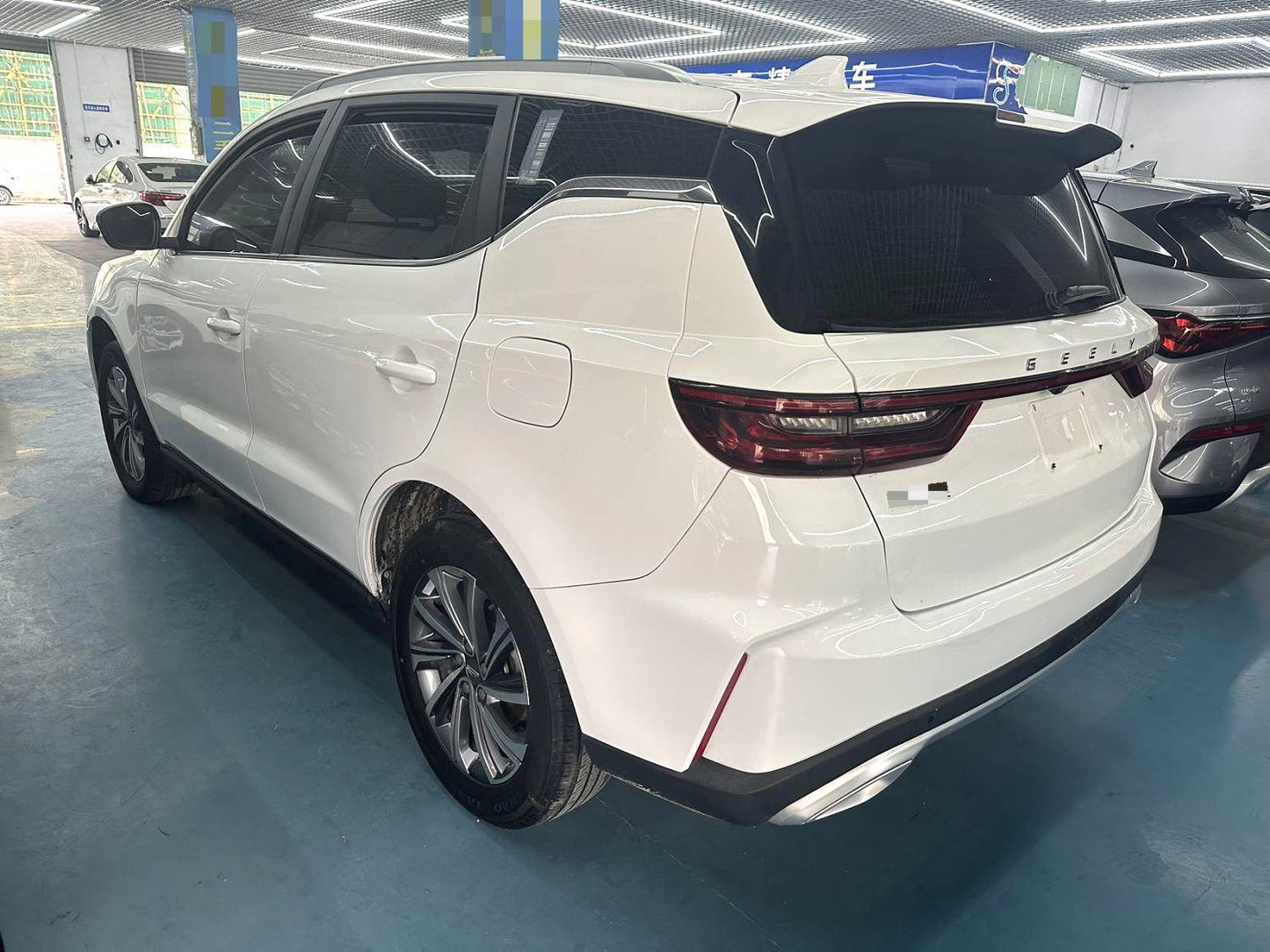 吉利 远景SUV(X6) 2021款 远景X6 Pro1.4T 尊贵型 自动挡
