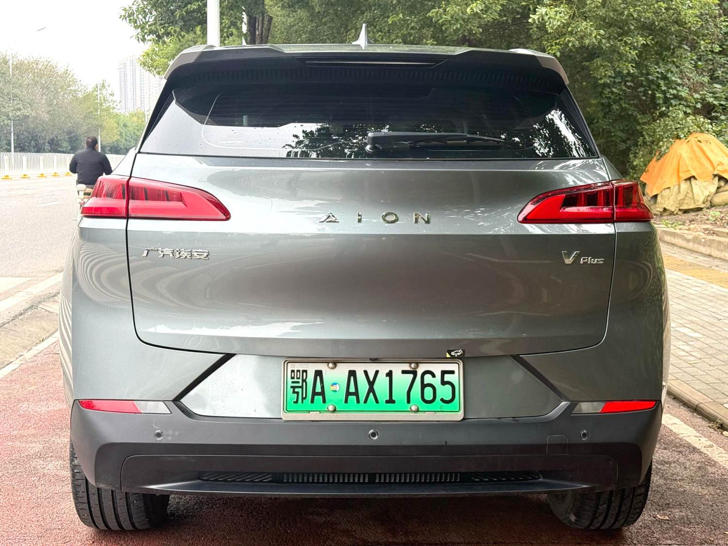 广汽埃安 2024款 Aion V PLUS 80 星辰版 三元锂 自动挡