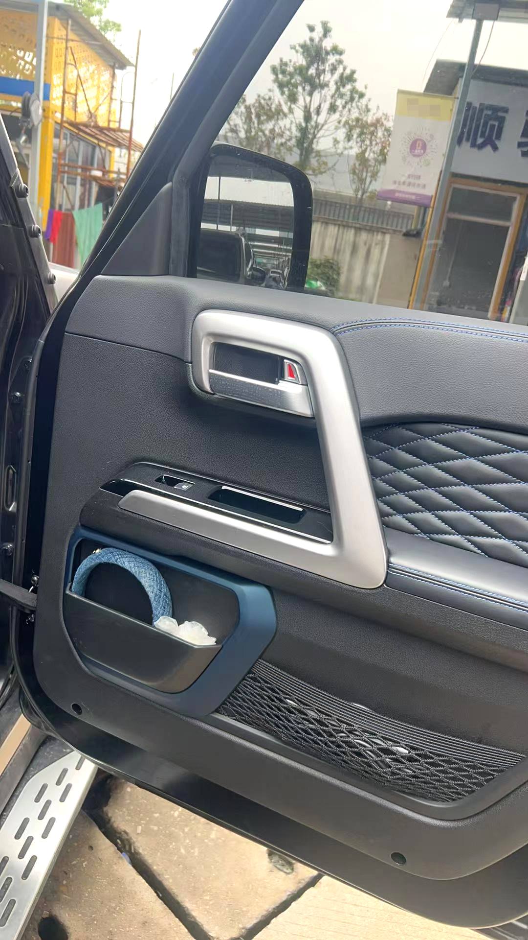 北京 2024款 BJ40 2.0D 刀锋英雄荣耀版自动挡