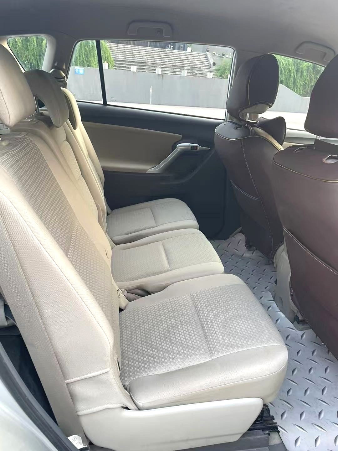 丰田 2014款 逸致 1.8 无级 180E 星耀精英版 自动挡