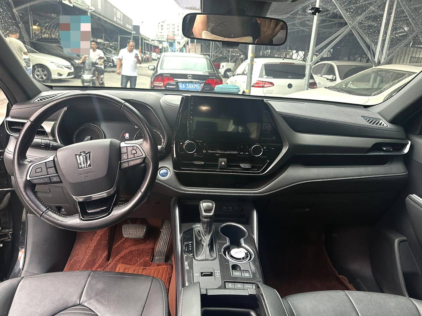 丰田 2021款 皇冠陆放 2.5 无级 四驱豪华版 自动挡