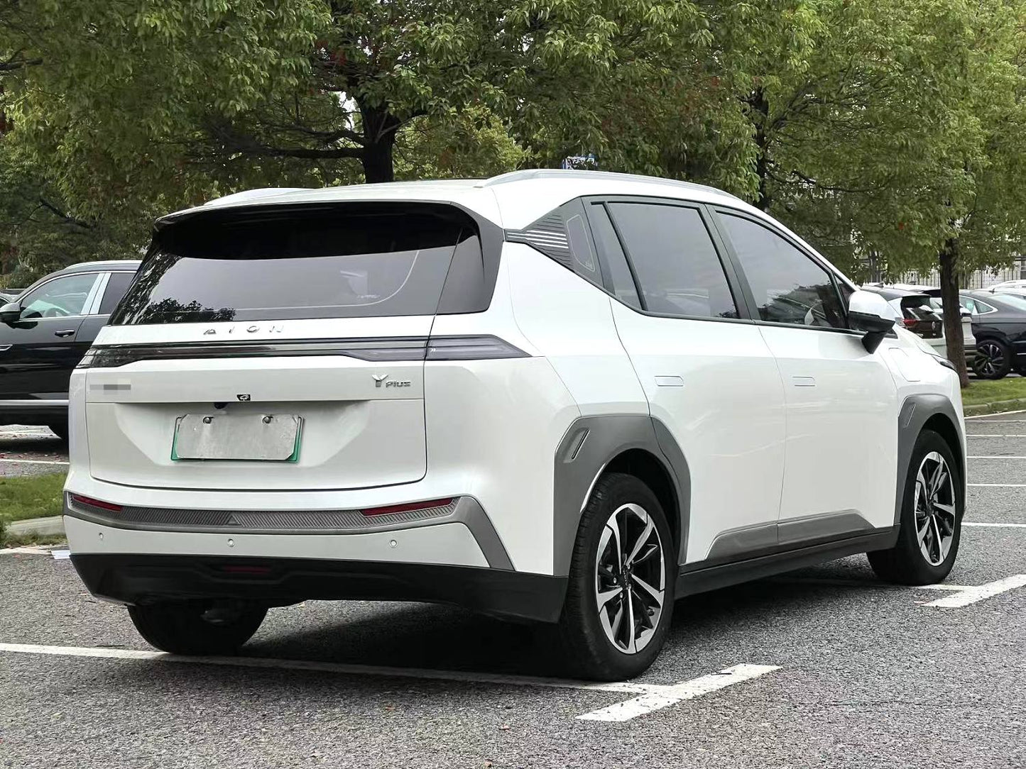 广汽埃安 2023款 Aion Y PLUS 70 智领版 自动挡