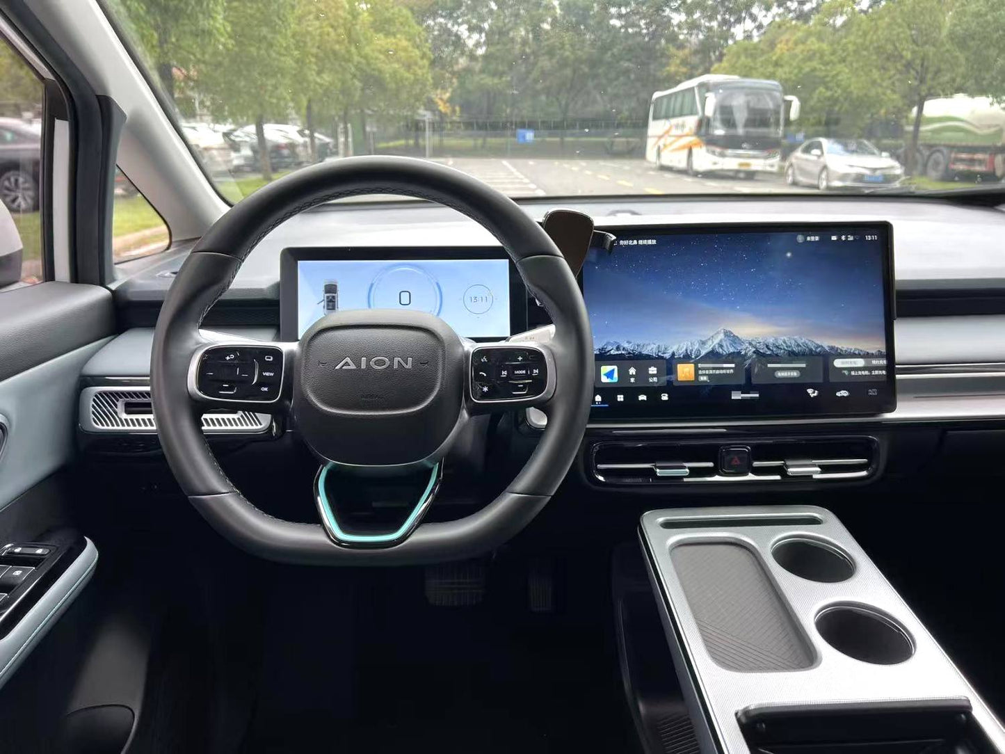 广汽埃安 2023款 Aion Y PLUS 70 智领版 自动挡