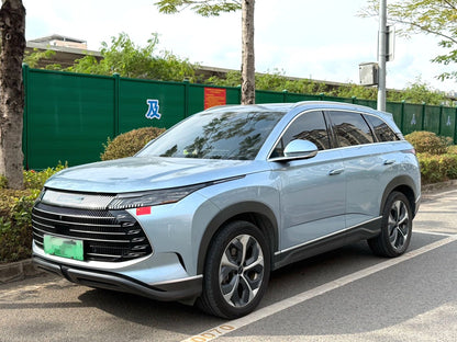 比亚迪 2023款 护卫舰07 DM-i 1.5T无级 100KM 尊贵型 自动挡