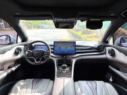 比亚迪 2023款 护卫舰07 DM-i 1.5T无级 100KM 尊贵型 自动挡